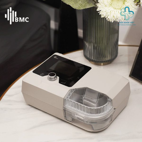 Máy trợ thở hai chiều tự động BMC G2S B25A với thiết kế nhỏ gọn và tích hợp bộ làm ẩm H60 Eco Smart.