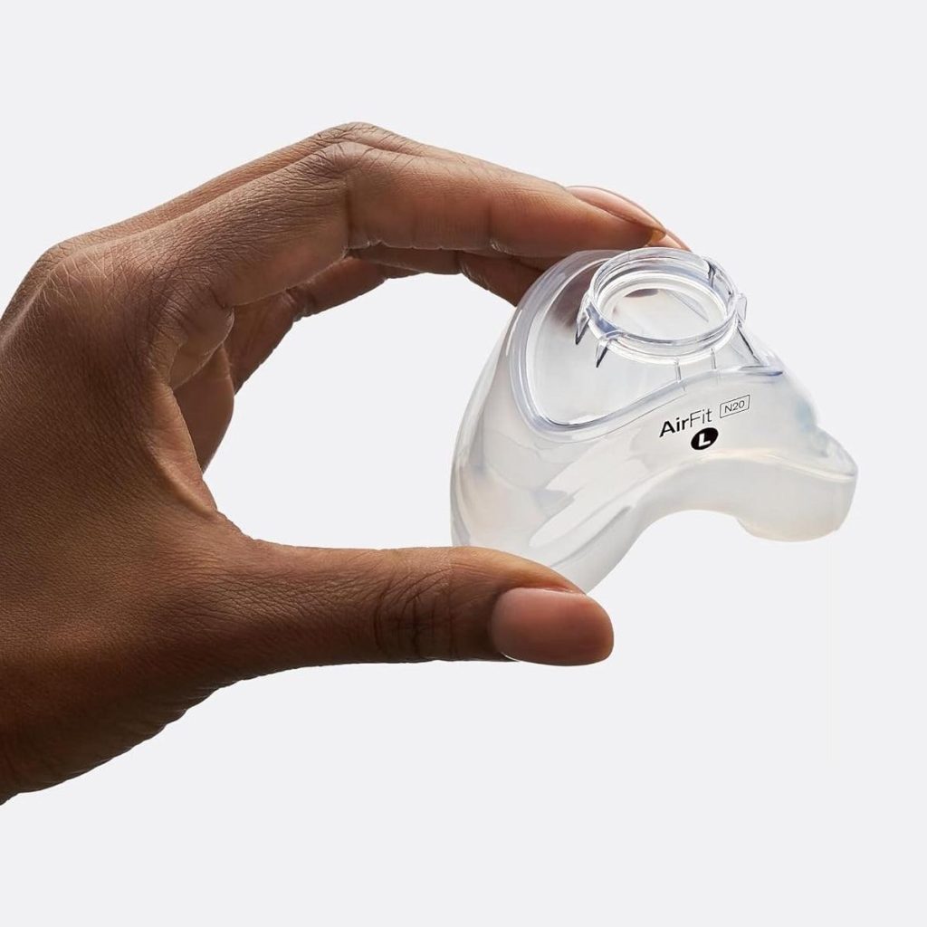 Máy Trợ Thở Có Thể Gây Khô Miệng, Nghẹt Mũi Không? 3 Khi sử dụng CPAP, khô miệng có thể liên quan đến việc mở miệng trong lúc ngủ hoặc khí rò rỉ qua miệng. Độ vừa vặn của mặt nạ là một yếu tố cần kiểm tra để xác định nguyên nhân gây khó chịu.
